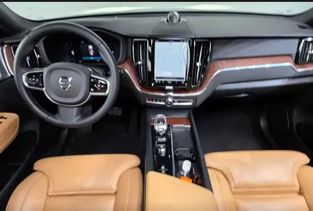 VOLVO XC-60 GEN XC-60 2ND GEN B5 2023