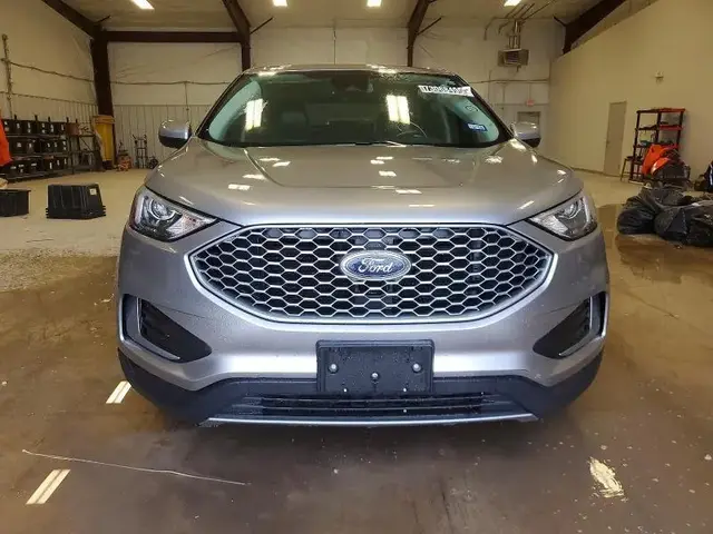 FORD EDGE SEL 2023