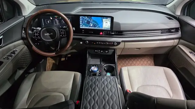 KIA CARNIVAL 4TH GEN HEV 2024