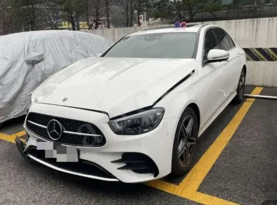 MERCEDES-BENZ E250 2023