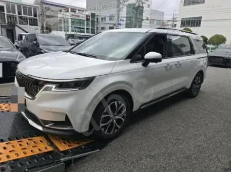 KIA CARNIVAL SIGNATURE 2023