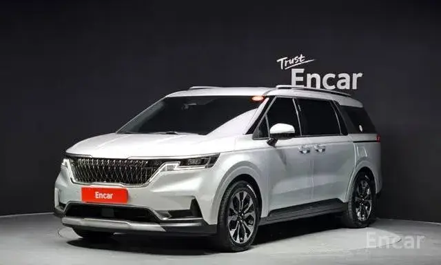 KIA CARNIVAL 7-SEATER SIGNATURE 2022
