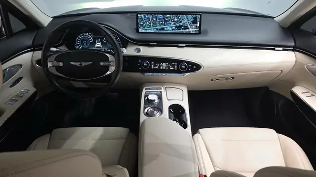 GENESIS GV70 2021