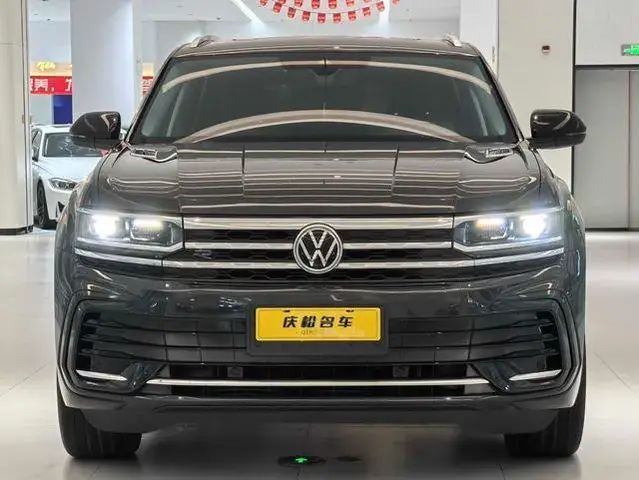 VOLKSWAGEN TERAMONT 330TSI 2WD PREMIUM 2022