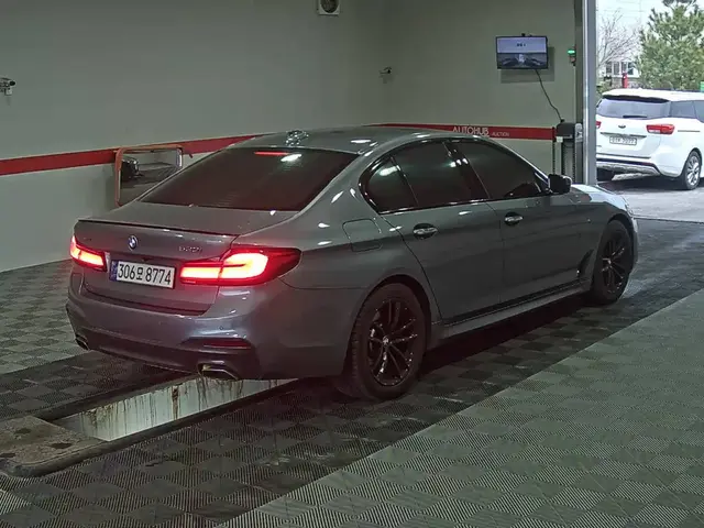 BMW 530I M SPORTS PACK 2017