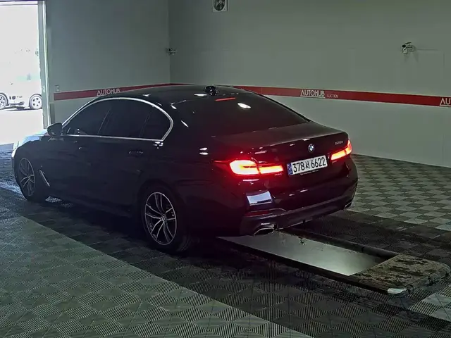 BMW 520I M SPORTS PACK 2022