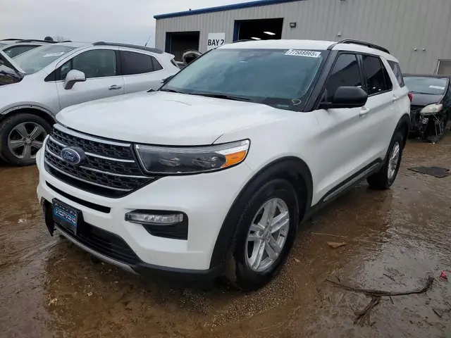 FORD EXPLORER XLT 2023