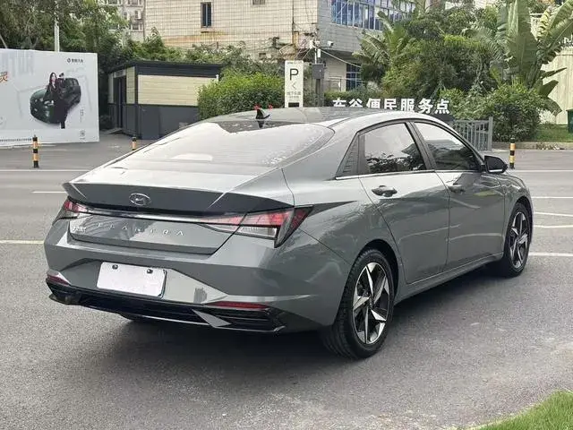 HYUNDAI ELANTRA ELITE 2021