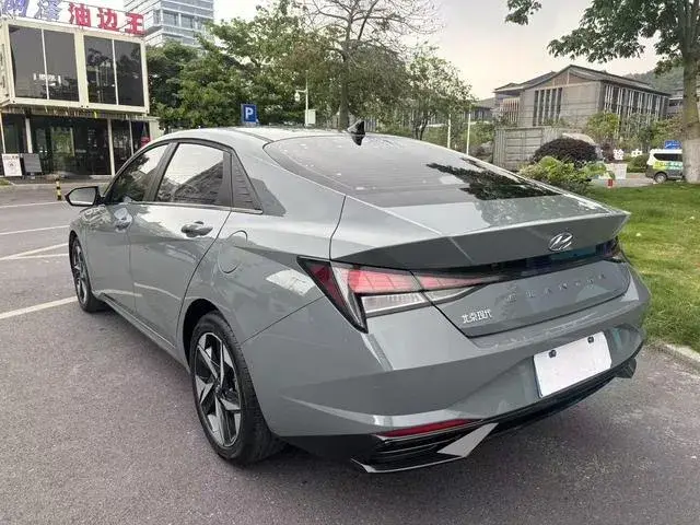 HYUNDAI ELANTRA ELITE 2021
