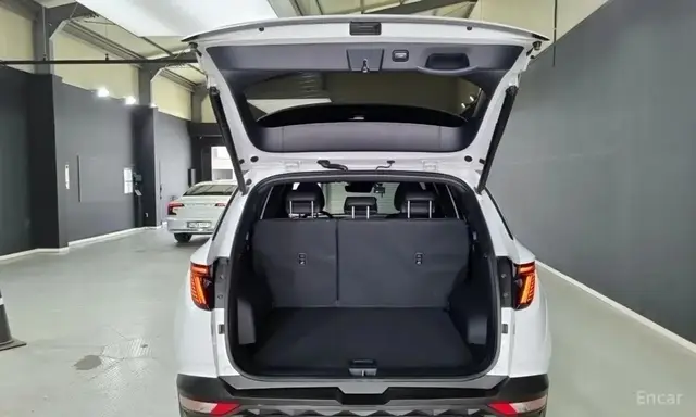HYUNDAI TUCSON NX4 1 2023