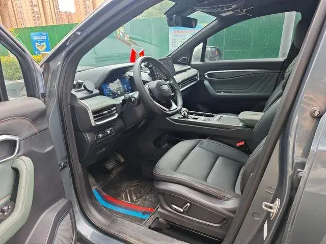 GEELY HAOYUE L КАМЕРЫ 360 ЦИФРОВАЯ ПАНЕЛЬ АДАПТИВНЫЙ КРУИЗ ПАНОРАМНАЯ КРЫША ЭЛЕКТРОПРИВОД БАГАЖНИКА И СИДЕНИЙ 2023