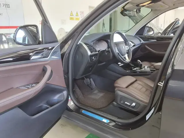 BMW X3 LUXURY 2021