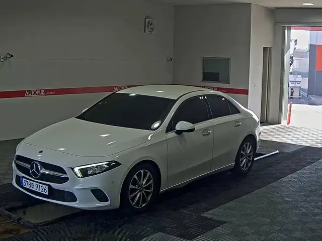 MERCEDES-BENZ A-CLASS 2021