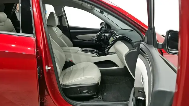 HYUNDAI TUCSON NX4 2 2022