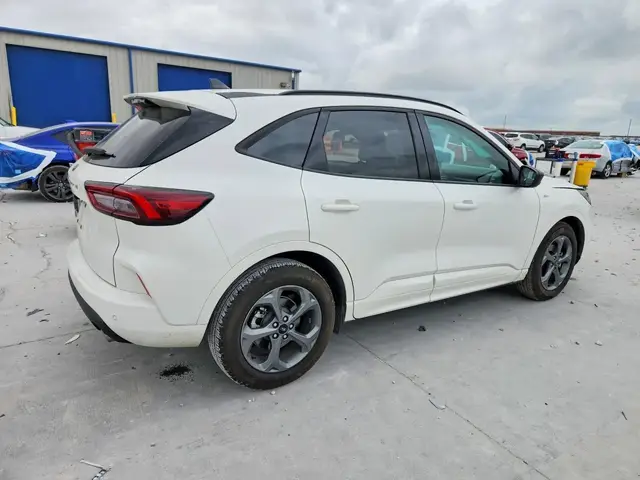 FORD ESCAPE ST LINE 2023