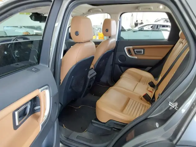 LAND ROVER DISCOVERY SPORT LUXURY 2019