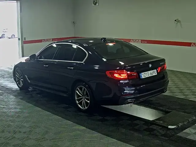 BMW 5 SERIES 2018