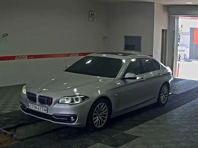 BMW 5 SERIES LUXURY 2015