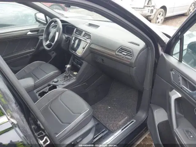 VOLKSWAGEN TIGUAN SEL 2022