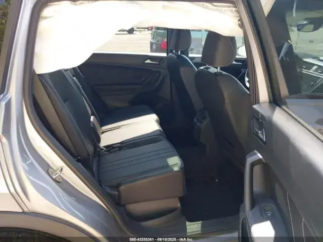 VOLKSWAGEN TIGUAN SE 2023