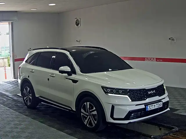 KIA SORENTO HYBRID 1 2023