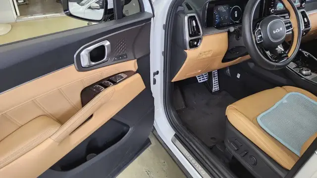KIA SORENTO HYBRID 1 2023
