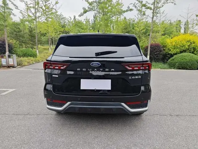 FORD EQUATOR SPORT С ЦИФРОВОЙ ПРИБОРНОЙ КАМЕРАМИ 360 ПАНОРАМНОЙ КРЫШЕЙ И ДРУГИМИ ОПЦИЯМИ 2023
