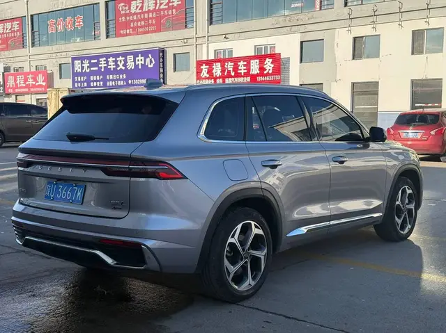 GEELY XINGYUE L PREMIUM 2022