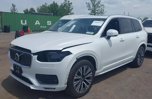 VOLVO XC90 T5 MOMENTUM 7 PASSENGER 2021