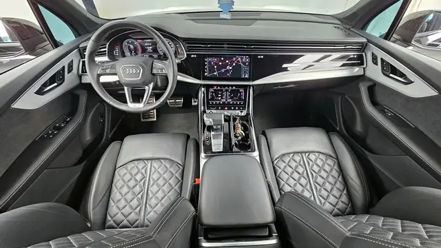 AUDI Q7 PREMIUM 2023