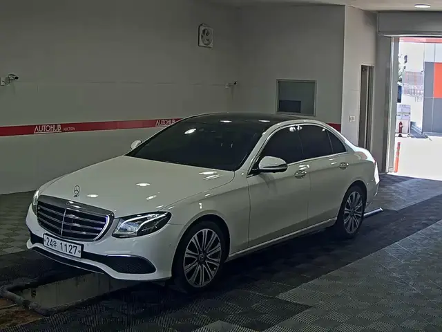 MERCEDES-BENZ E-CLASS 2018