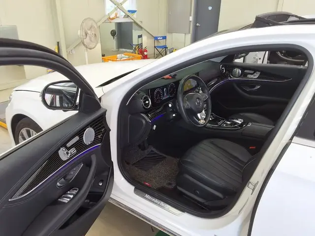 MERCEDES-BENZ E-CLASS 2018