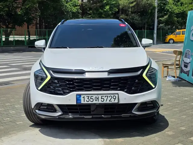 KIA SPORTAGE ПАНОРАМА ЦИФРОВАЯ ПРИБОРНАЯ ПАНЕЛЬ ПОДОГРЕВЫ ПАМЯТЬ СИДЕНИЙ ВЕНТИЛЯЦИЯ АДАПТИВНЫЙ КРУИЗ LED-ОПТИКА 2023