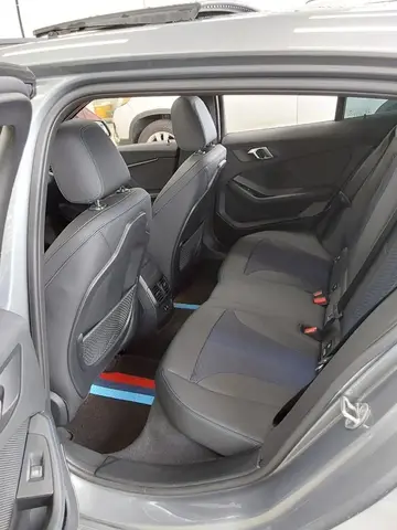 BMW 1 SERIES 2023
