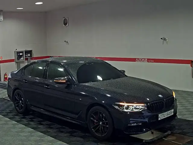 BMW 5 SERIES 2018