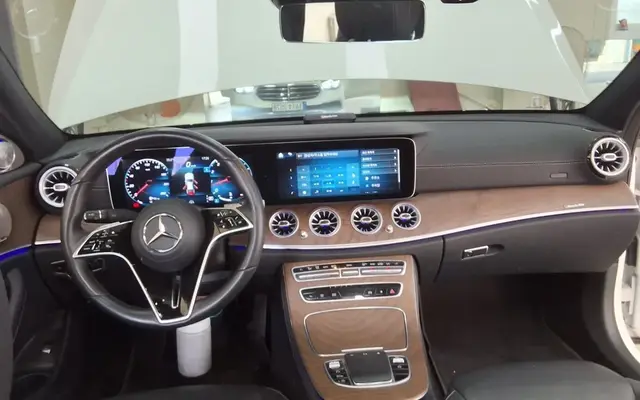 MERCEDES-BENZ E-CLASS 2022