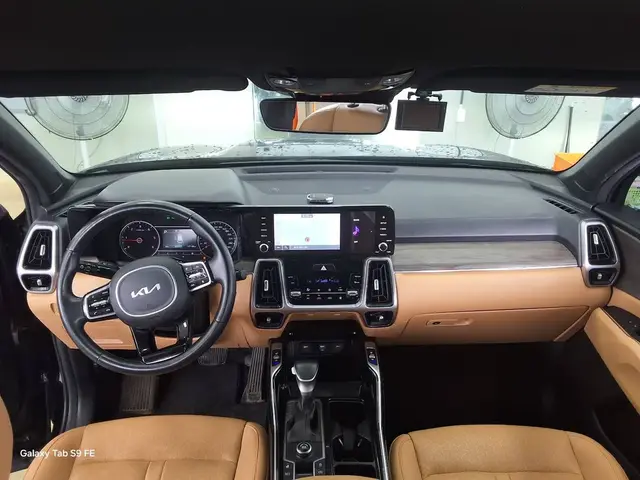 KIA SORENTO 2023