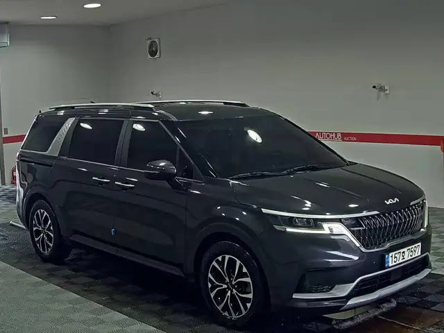 KIA CARNIVAL 2022