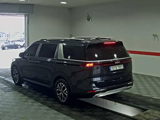 KIA CARNIVAL 2022