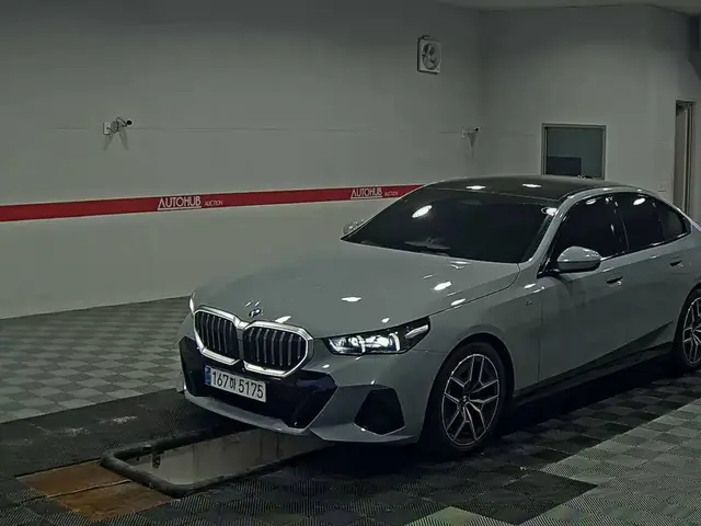BMW 5 SERIES 520I M 2024