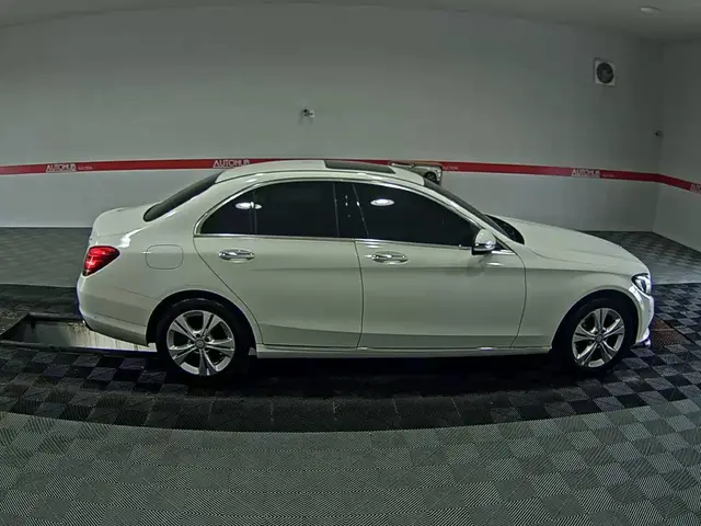 MERCEDES-BENZ C220D 4MATIC 2016