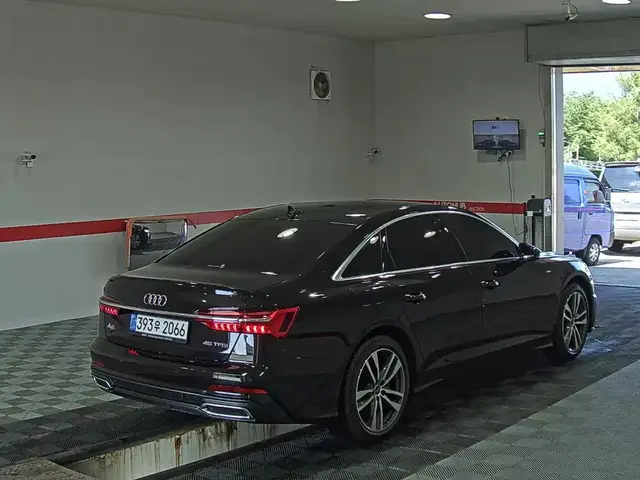 AUDI A6 PREMIUM 2023