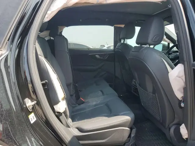 AUDI Q7 PRESTIGE 2023