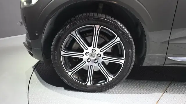VOLVO XC-60 GEN D5 МАКСИМАЛЬНАЯ АКУСТИКА BOWERS&WILKINS КАМЕРЫ 360 ПРОЕКЦИЯ НА ЛОБОВОЕ СТЕКЛО ПАНОРАМА ПОДОГРЕВ ВСЕХ СИ 2018
