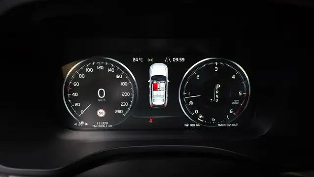 VOLVO XC-60 GEN D5 МАКСИМАЛЬНАЯ АКУСТИКА BOWERS&WILKINS КАМЕРЫ 360 ПРОЕКЦИЯ НА ЛОБОВОЕ СТЕКЛО ПАНОРАМА ПОДОГРЕВ ВСЕХ СИ 2018