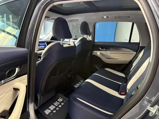 GEELY MONJARO 2022