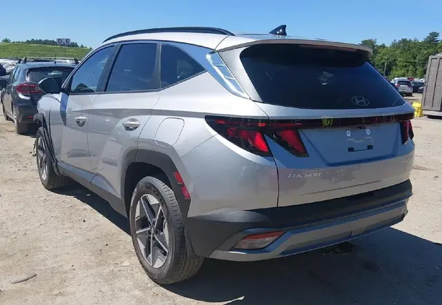 HYUNDAI TUCSON HYBRID SEL 2026