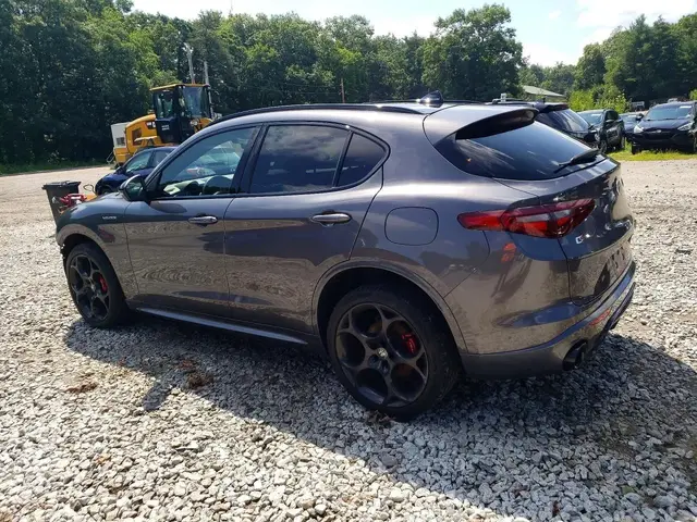 ALFA ROMEO STELVIO TI 2022