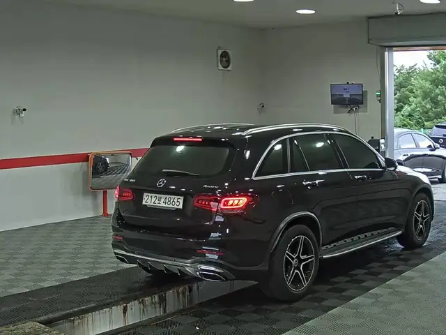 MERCEDES-BENZ GLC 300 4MATIC 2022