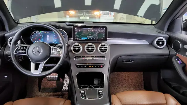MERCEDES-BENZ GLC 300 4MATIC 2022